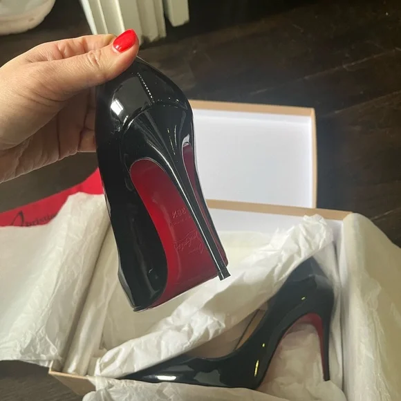 Louboutin Pigalle Follies - Picture 5 of 10